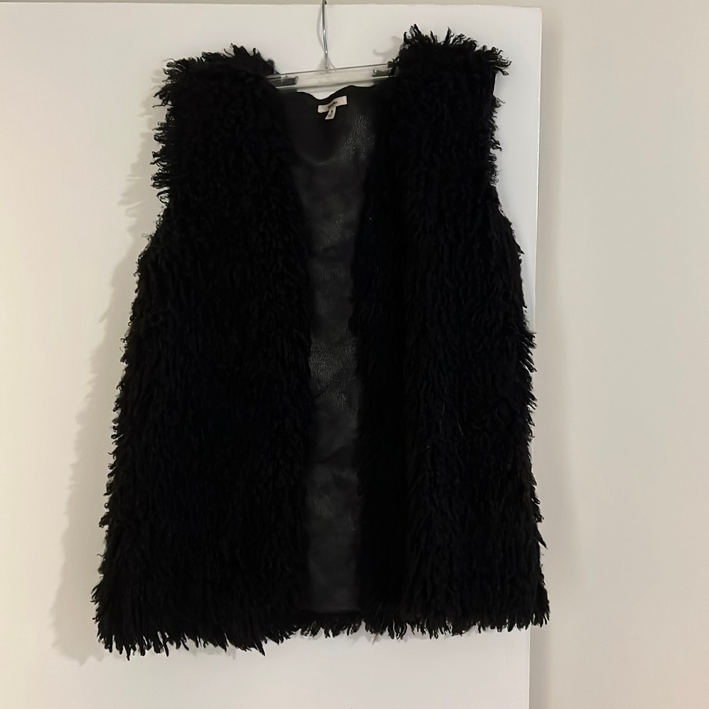 Sophie Max faux fur black vest